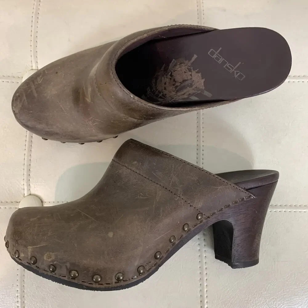 Dansko Rae brown Leather Studded Heeled Clogs Mules shoes EU 38 US 7 7.5 XCNT - Picture 4 of 5